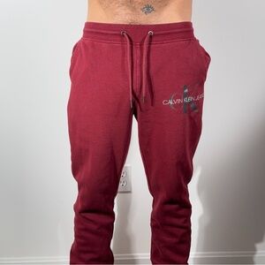 Calvin Klein Men's Burgundy sweatpants